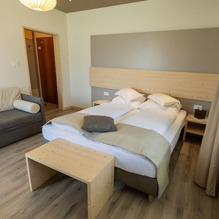 Villa Vera Ora / Auer Ngoại thất bức ảnh